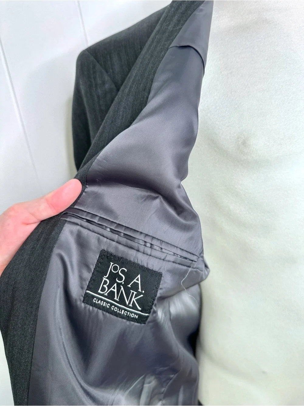 Jos A Bank Charcoal Gray Herringbone SUIT